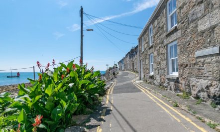 5 Bed in Mousehole 1