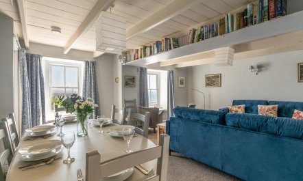 5 Bed in Mousehole 2