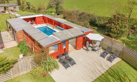 3 Bed in Nr St. Keverne 5