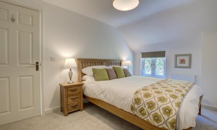 3 Bed in Nr St. Keverne 7