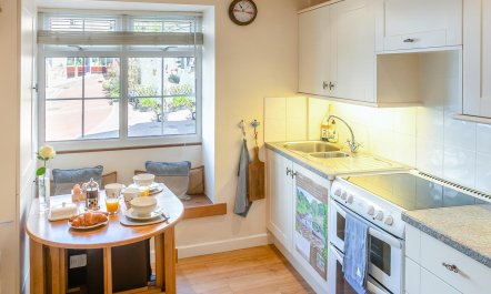 1 Bed in Lynton 3