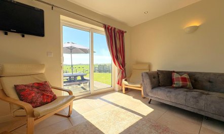 3 Bed in Aberdaron 1