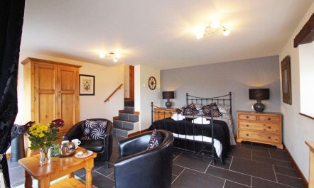 9 Bed in Pwllheli 2