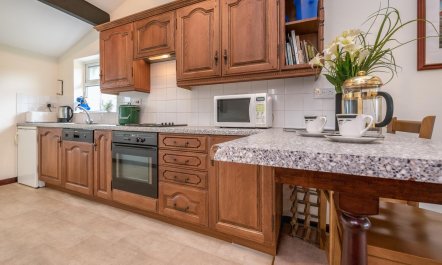 3 Bed in Llanbedrog 7