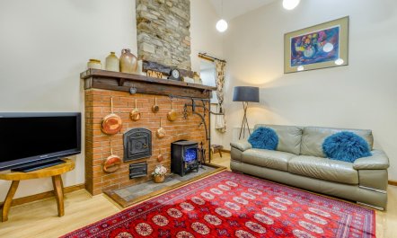 2 Bed in Aberaeron 5