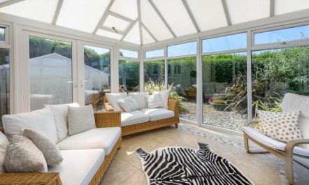 2 Bed in Bwlchtocyn 1