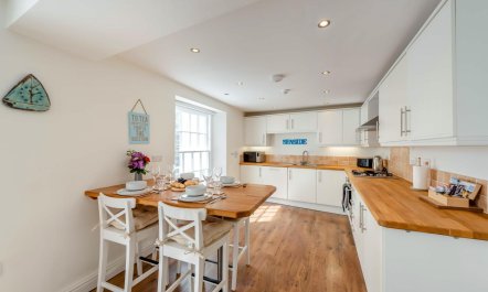 2 Bed in Appledore 4