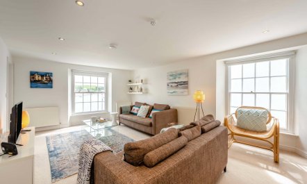 2 Bed in Appledore