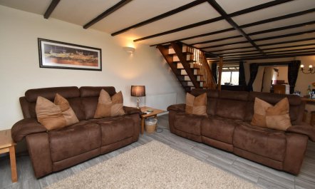 2 Bed in St Davids Peninsula 3