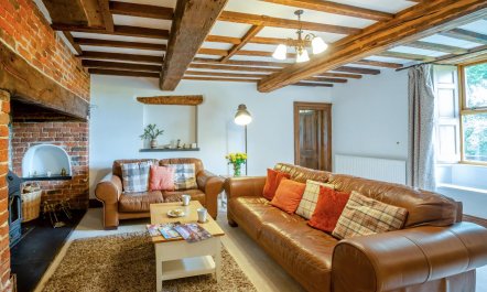 5 Bed in Denbigh 3