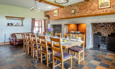 5 Bed in Denbigh 6