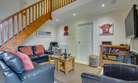 3 Bed in Swansea Valley 2