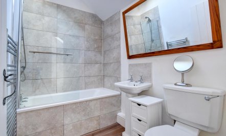 2 Bed in Caernarfon 8