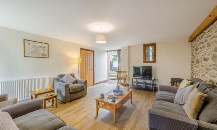 4 Bed in Builth Wells 8