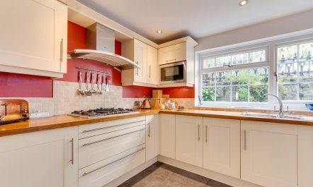 4 Bed in Saundersfoot 5