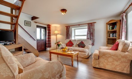 4 Bed in St Davids 4