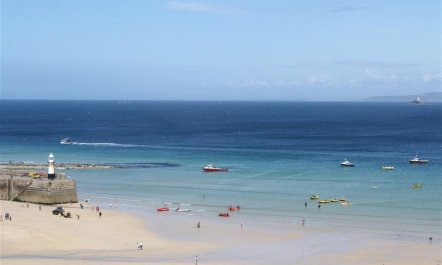 2 Bed in St Ives 1