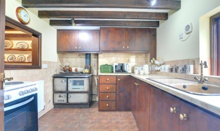 2 Bed in Porthcawl 6