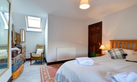 2 Bed in Porthcawl 7