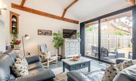 3 Bed in Wood Dalling 1