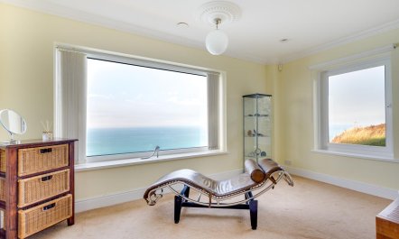 2 Bed in Llangrannog 3