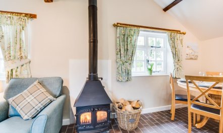 2 Bed in St. Breward 3