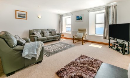 3 Bed in Porthleven