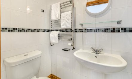 3 Bed in Porthleven 8