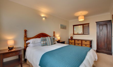 2 Bed in Porthleven 7