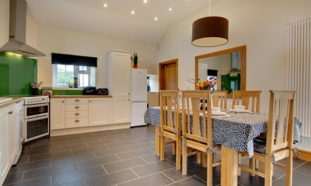 2 Bed in Caernarfon 3