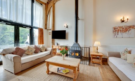 9 Bed in Wattisham 2