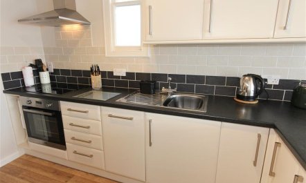 2 Bed in St Ives 3