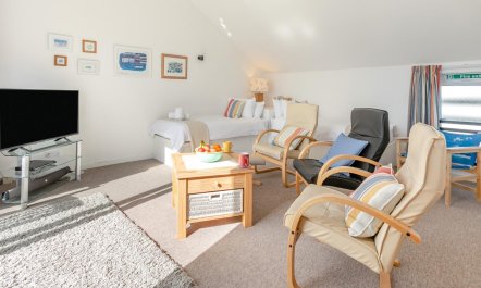 2 Bed in St Ives 8