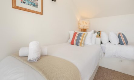 2 Bed in St Ives 7