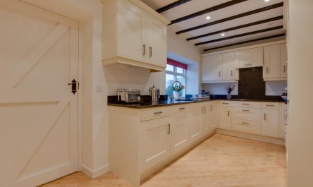 3 Bed in Caldbergh 5