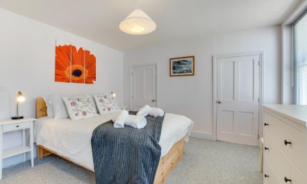 3 Bed in Penzance 9