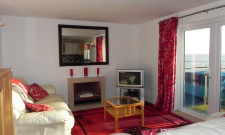 3 Bed in Porthleven 2