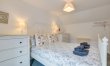2 Bed in Porthleven 6