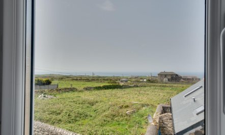 2 Bed in Penzance 6