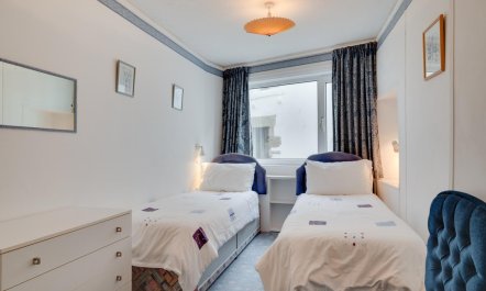 2 Bed in St Ives 5