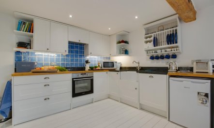 2 Bed in Mousehole 3