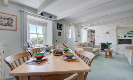 3 Bed in Mousehole 2