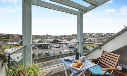 1 Bed in Porthleven 1