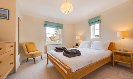 4 Bed in Overstrand 5