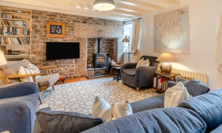 3 Bed in Helford