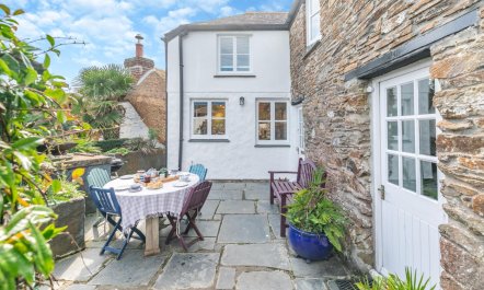 3 Bed in Helford 9