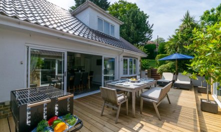 4 Bed in Ovingdean 1