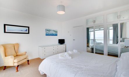 2 Bed in Langland 5