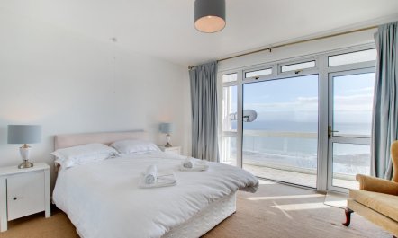 2 Bed in Langland 4
