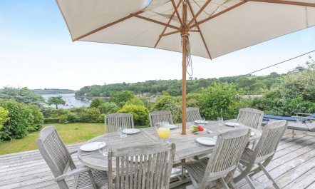 4 Bed in Helford